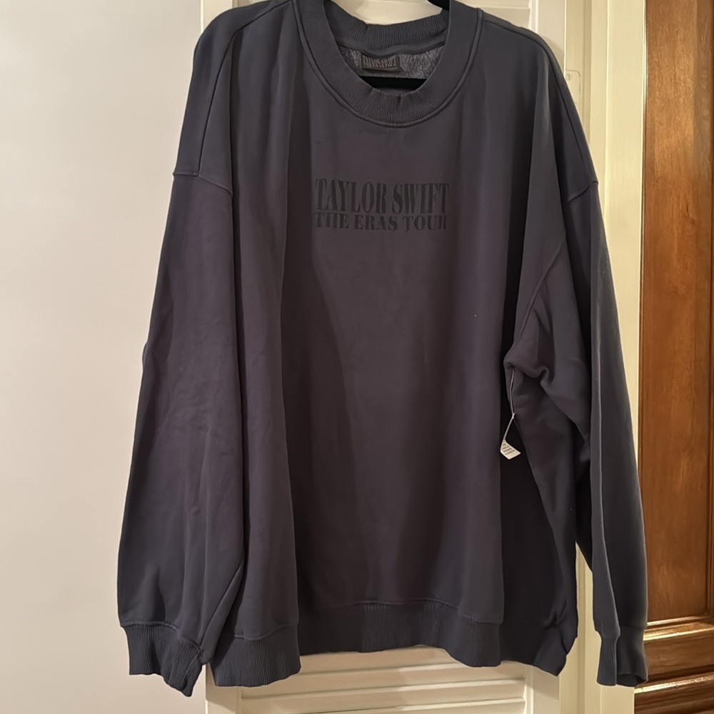 Taylor Swift Crew Neck Sweatshirt NWT 2XL